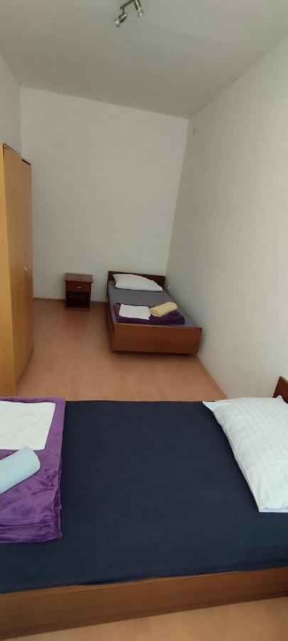 Strbic Apartment *
